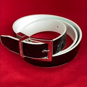 Ellen Tracy Belt